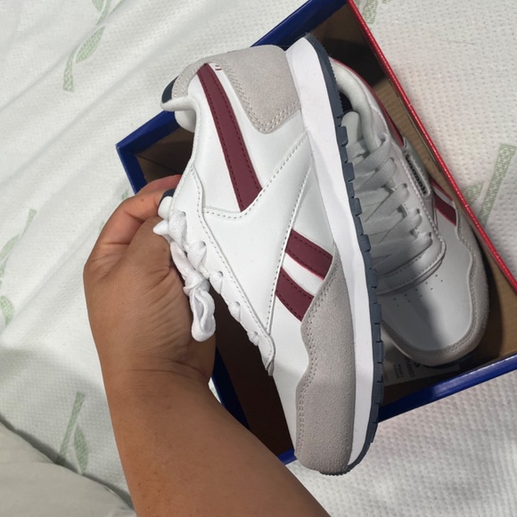 Reebok Harman Run Sneakers BNIB - Picture 2 of 4